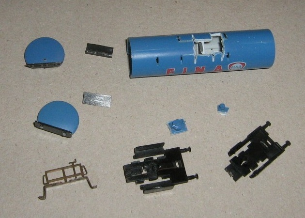 Zakks 4 tengelyes tartályvagon - átépítés