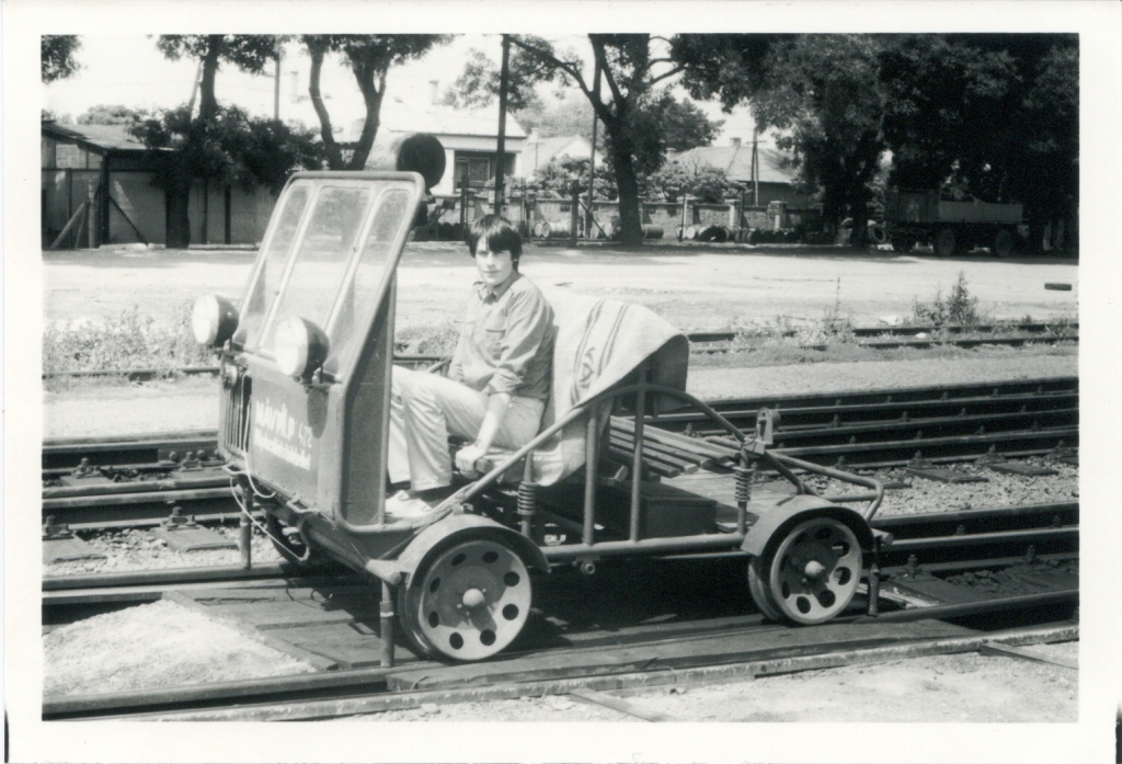 PVG - Pályamesteri könnyű VágányGépkocsi M 1:10 arányú modellje